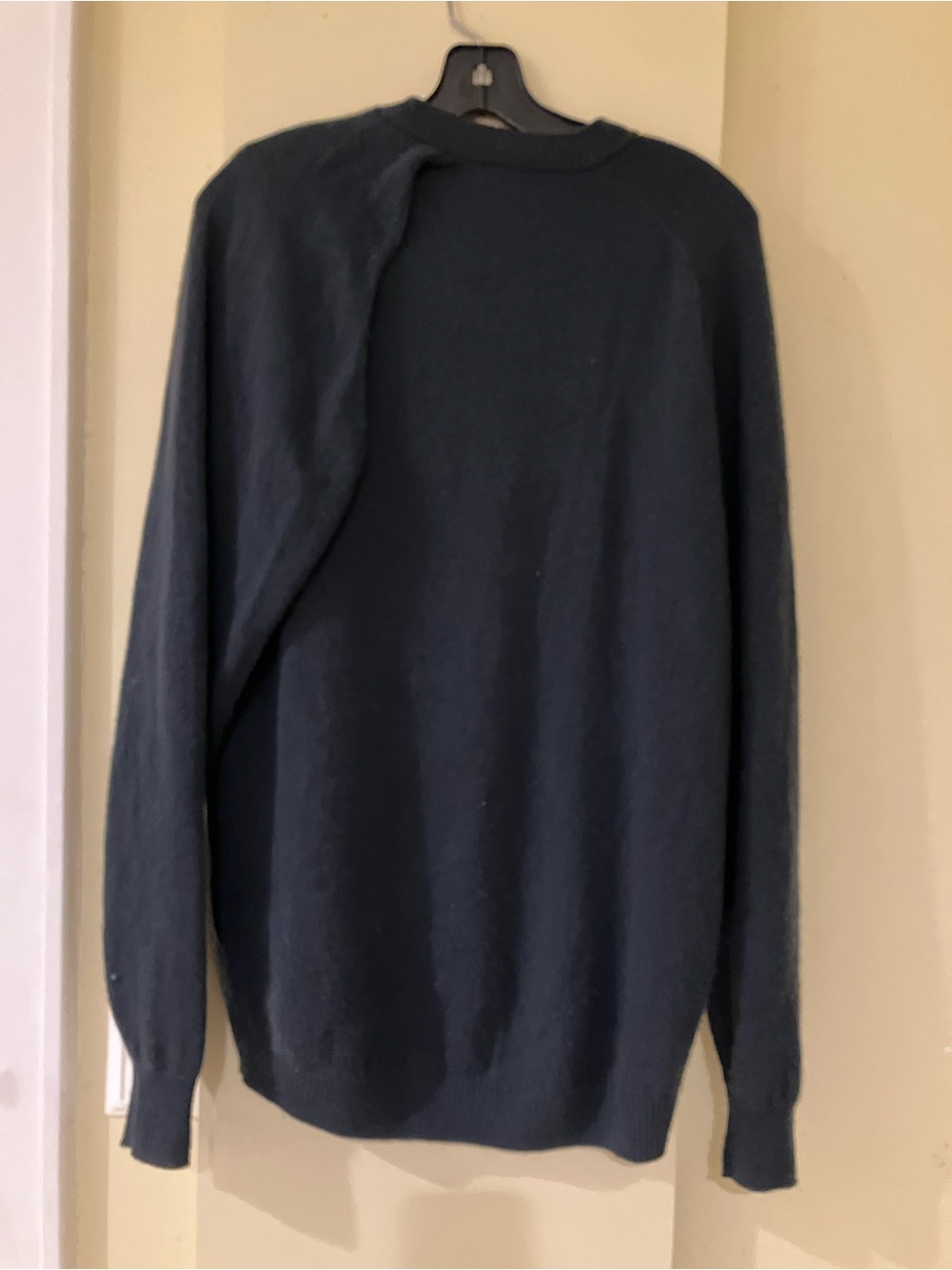 $625 Feather Weight Cashmere Cutout Sleeve Pullover In Dark Slate - Picture 8 of 10